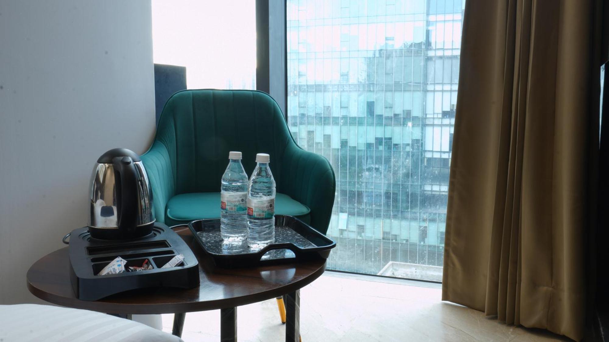 Aquila Grand Suites - Noida Sector 136 Eksteriør bilde